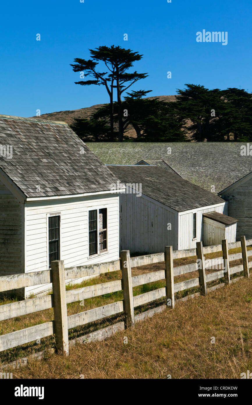 Alter verlassenen Bauernhof erhalten als Freilichtmuseum in Punkt Reyes National Seashore, Point Reyes, Kalifornien, USA, Nordamerika Stockfoto