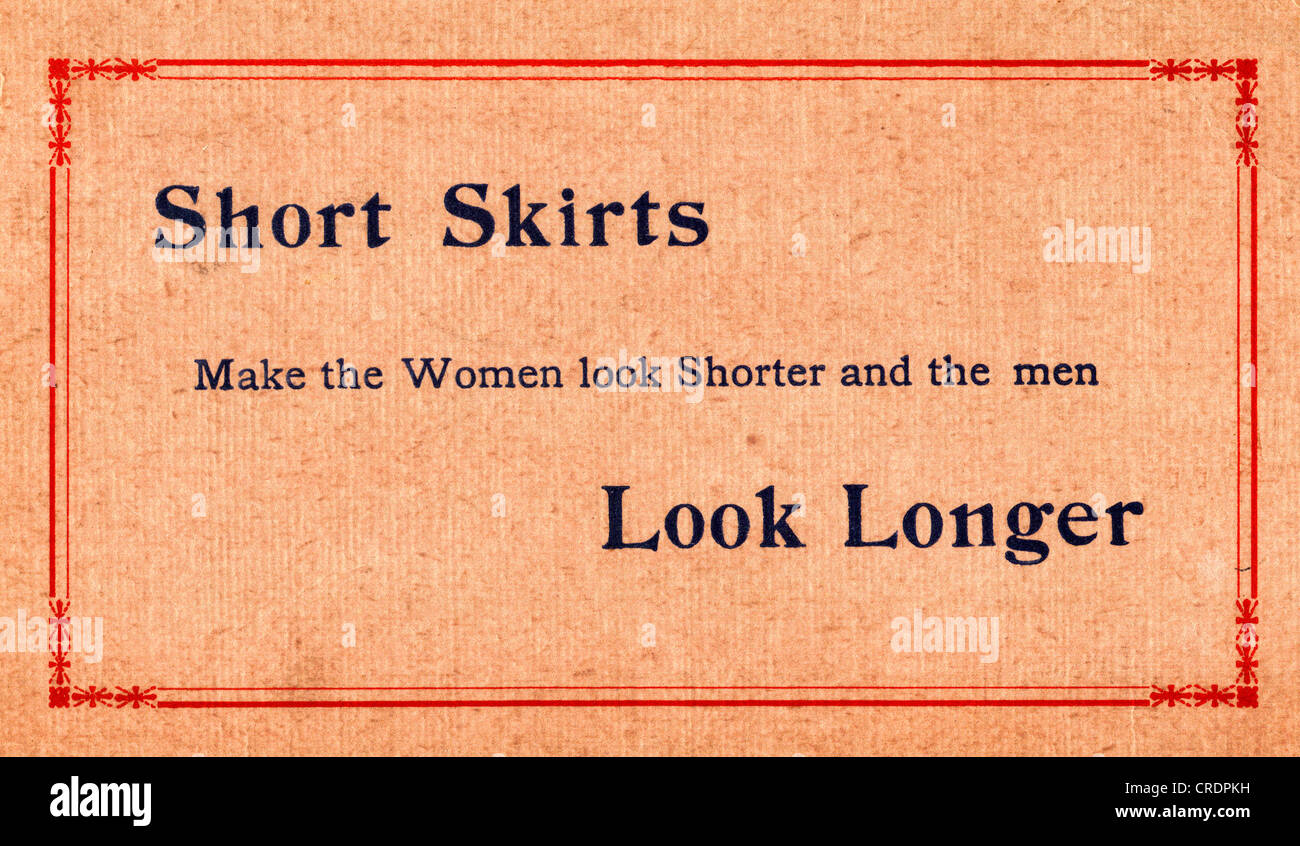 Kurze Röcke machen die Frauen aussehen kürzer und die Männer aussehen länger - humoristische Ansichtskarte Stockfoto