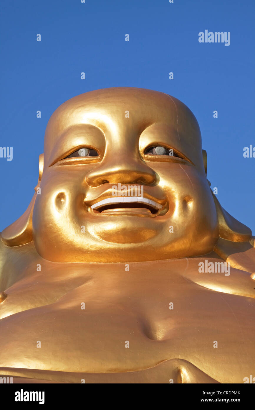 Dicke goldene Buddha-Statue, Wat Piyaram Tempel, Chiang Mai, Nord-Thailand, Thailand, Südostasien, Asien Stockfoto