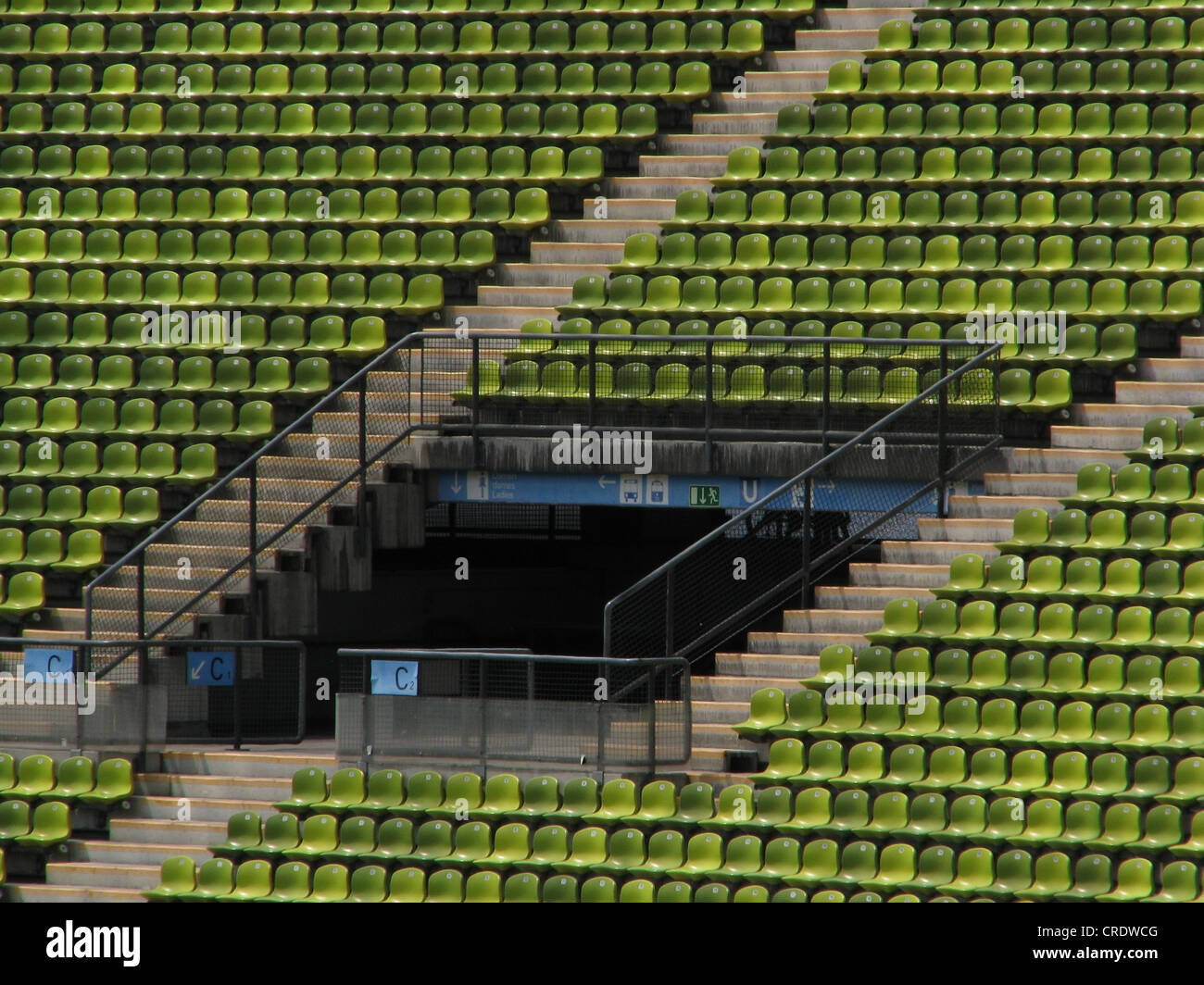 Olympiahalle München, Ausfahrt zwischen den sitzen, Deutschland, Bayern, Muenchen Stockfoto