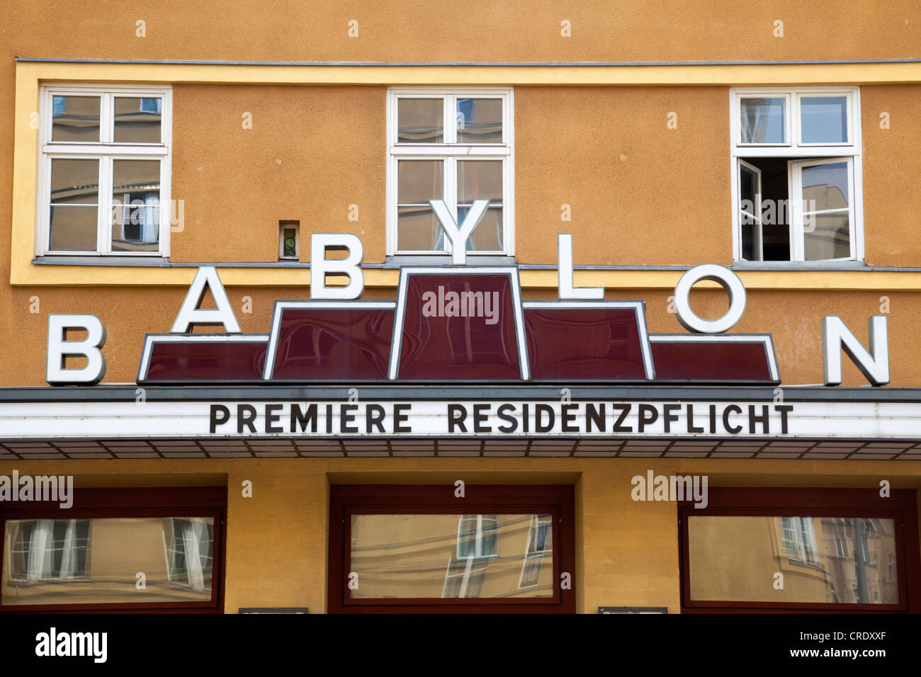 kino stockfotos& kino bilder alamy Küchennorm Deutschland ~ kino stockfotos& kino bilder alamy