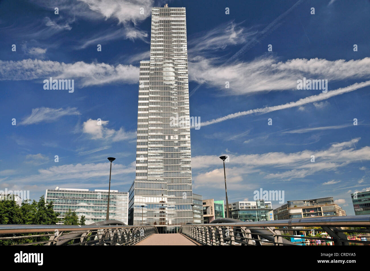 KoelnTurm, Köln Turm, ein Bürohochhaus, MediaPark, Köln, Nordrhein-Westfalen, Deutschland, Europa Stockfoto