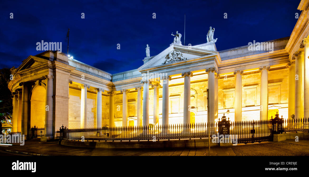 Bank of Ireland, bei Nacht, Dublin, Irland, Europa Stockfoto