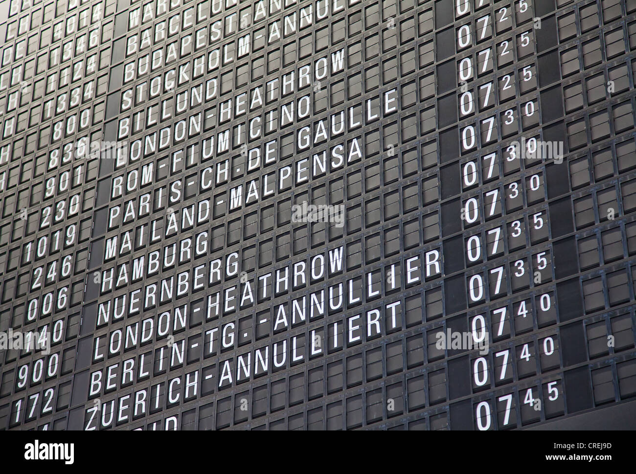 Timeboard in der moderne Flughafen Stockfoto