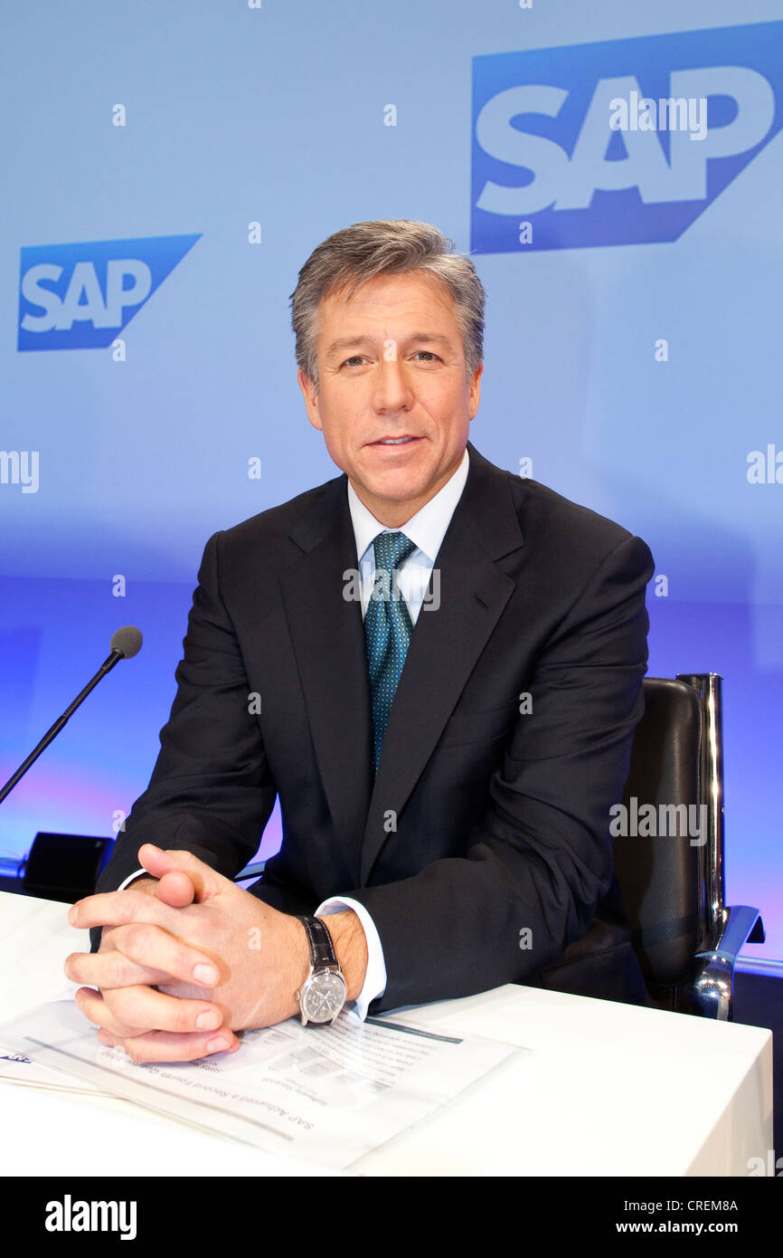 Bill McDermott, co-CEO der SAP AG, während der Pressekonferenz am Jahresabschluss der SAP AG am 26.01.2011 in Frankfurt bin Stockfoto