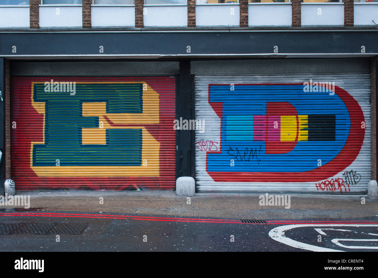 Great Eastern Street Graffiti Kunst Wandbild Buchstaben E & D von London Künstler Ben eine ne Flynn Malerei von David Cameron an Präsident Obama Shutter begabt Stockfoto