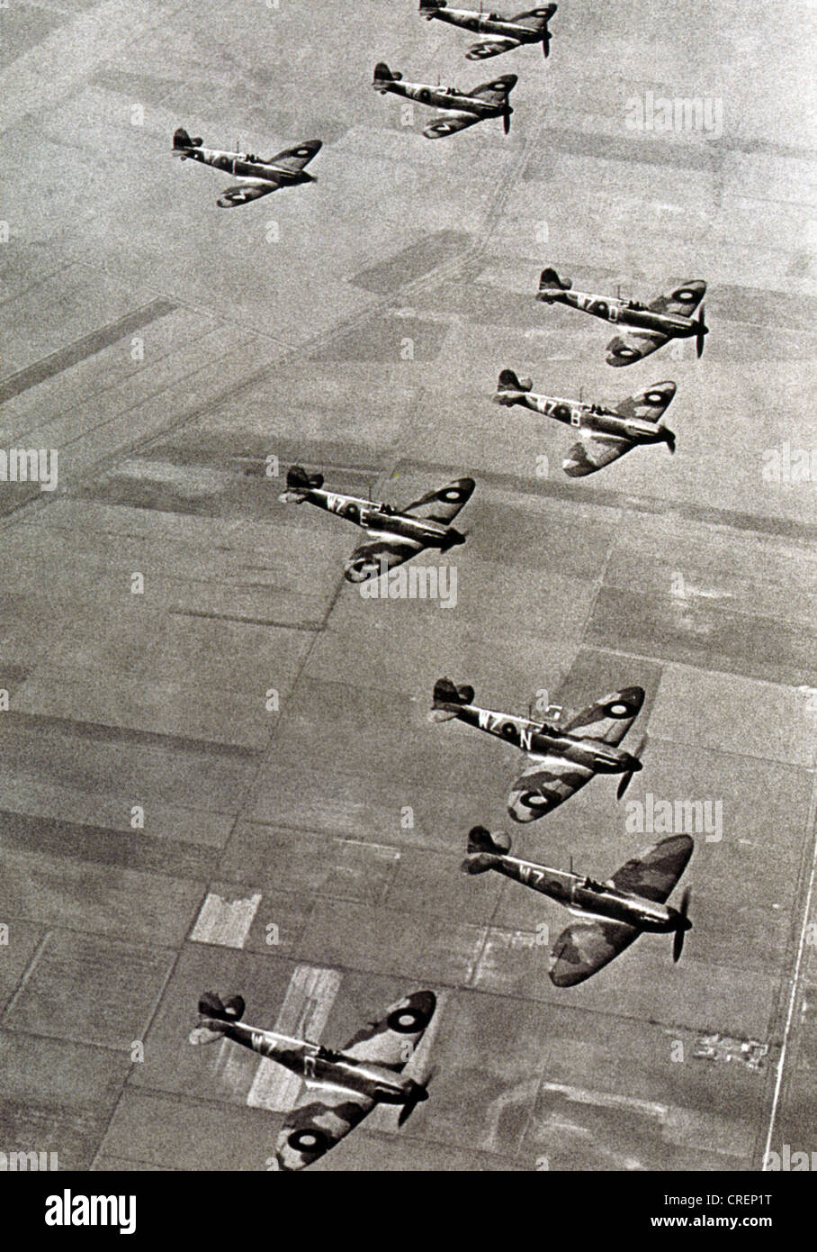 SPITFIRE Mk! s 19 Squadron RAF über ihre Duxford, Cambridgeshire, Basis im Mai 1939. Hinweis 2-Blatt-Propeller. Stockfoto
