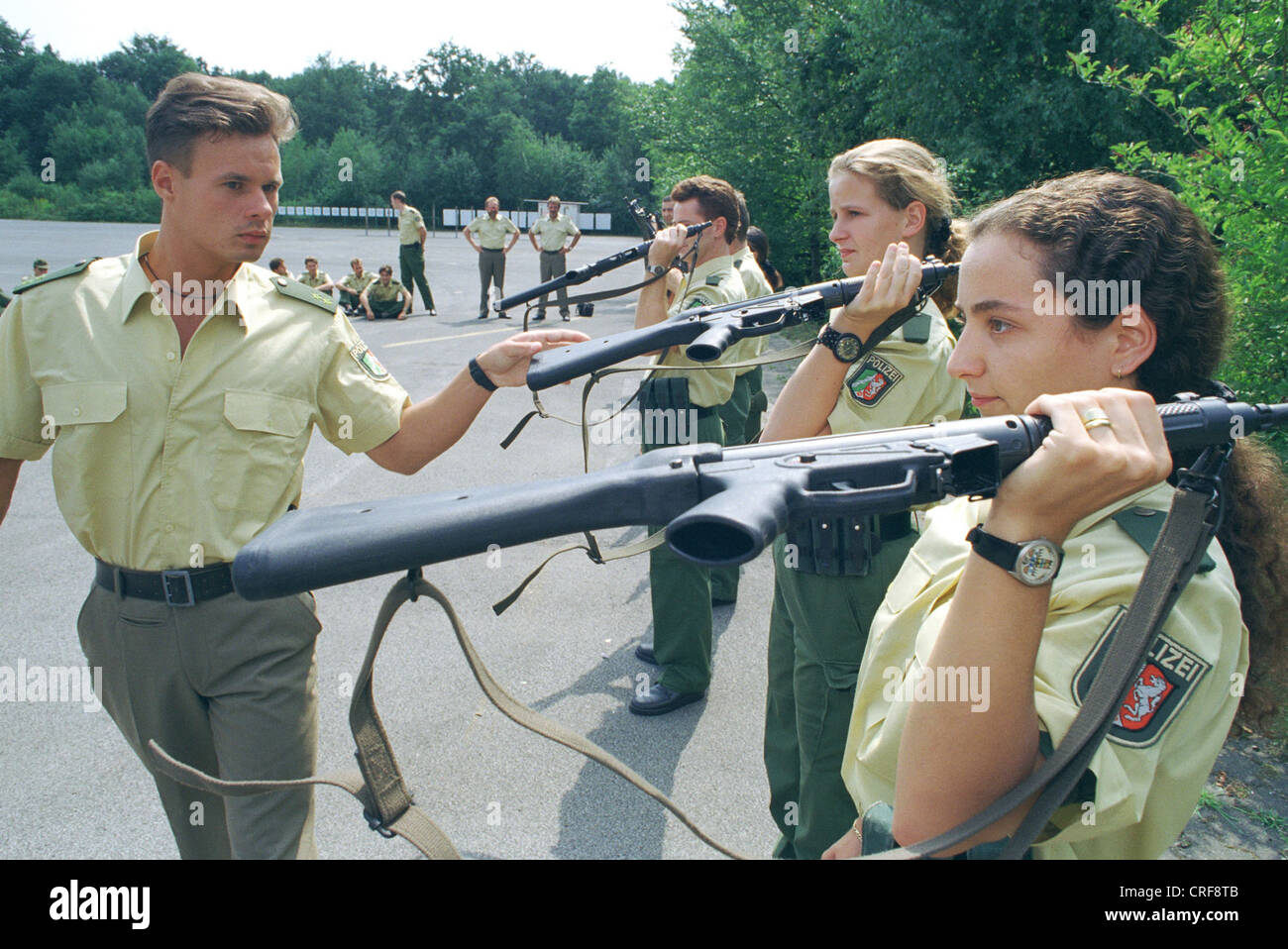 Waffentraining für Polizeianwaerter in Selm, Deutschland Stockfoto