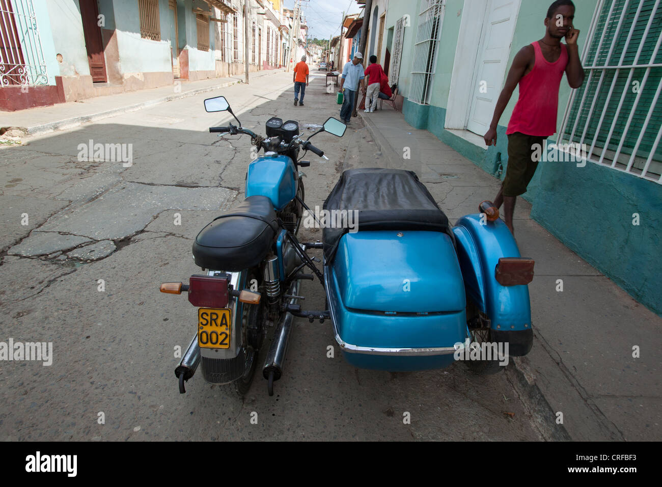Motorrad mit Beiwagen in Trinidad, Kuba. Stockfoto