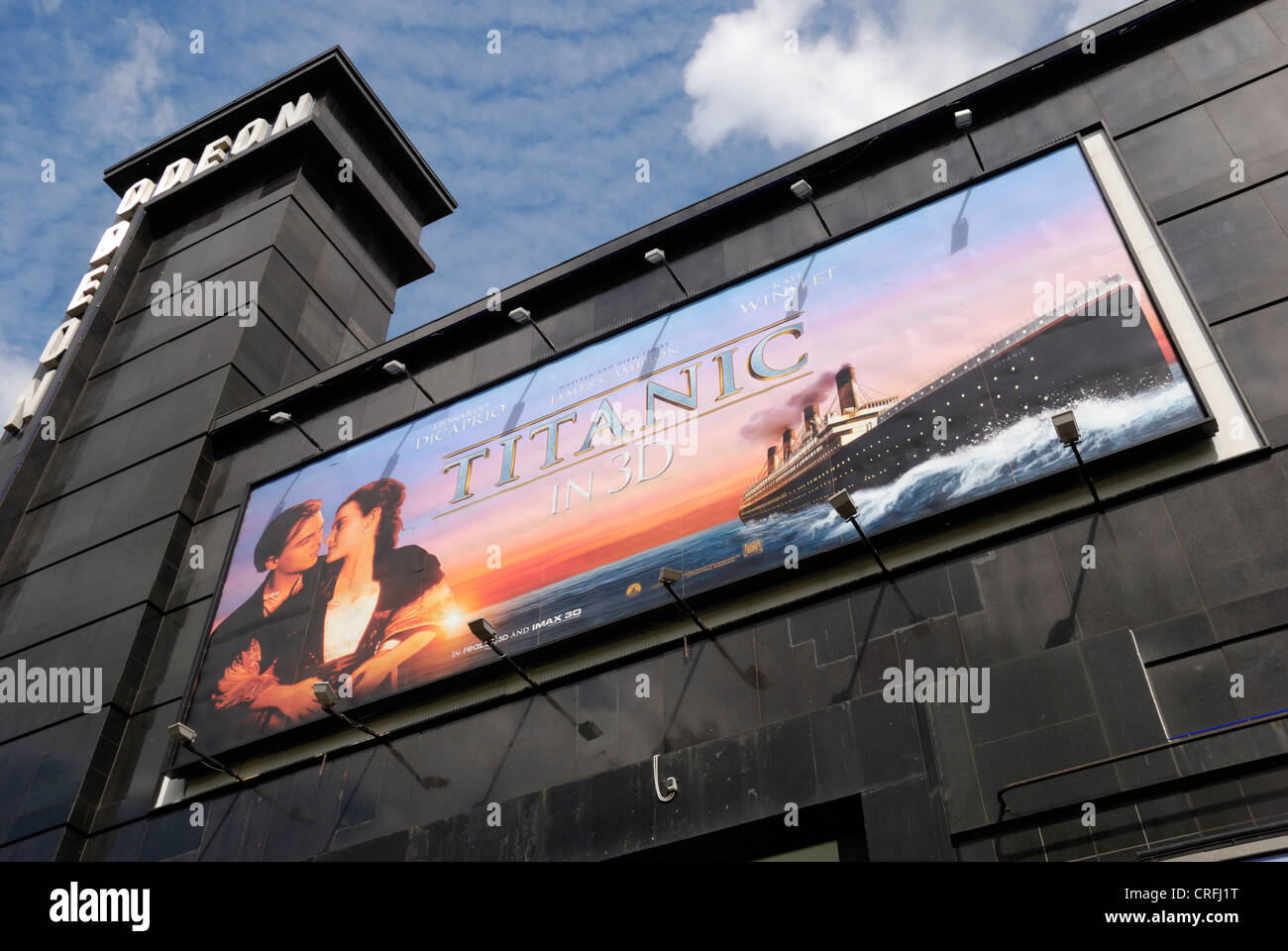 Riesige Plakatwand, die Förderung der Film Titanic in 3D außerhalb Kino Odeon Leicester Square, London, UK Stockfoto