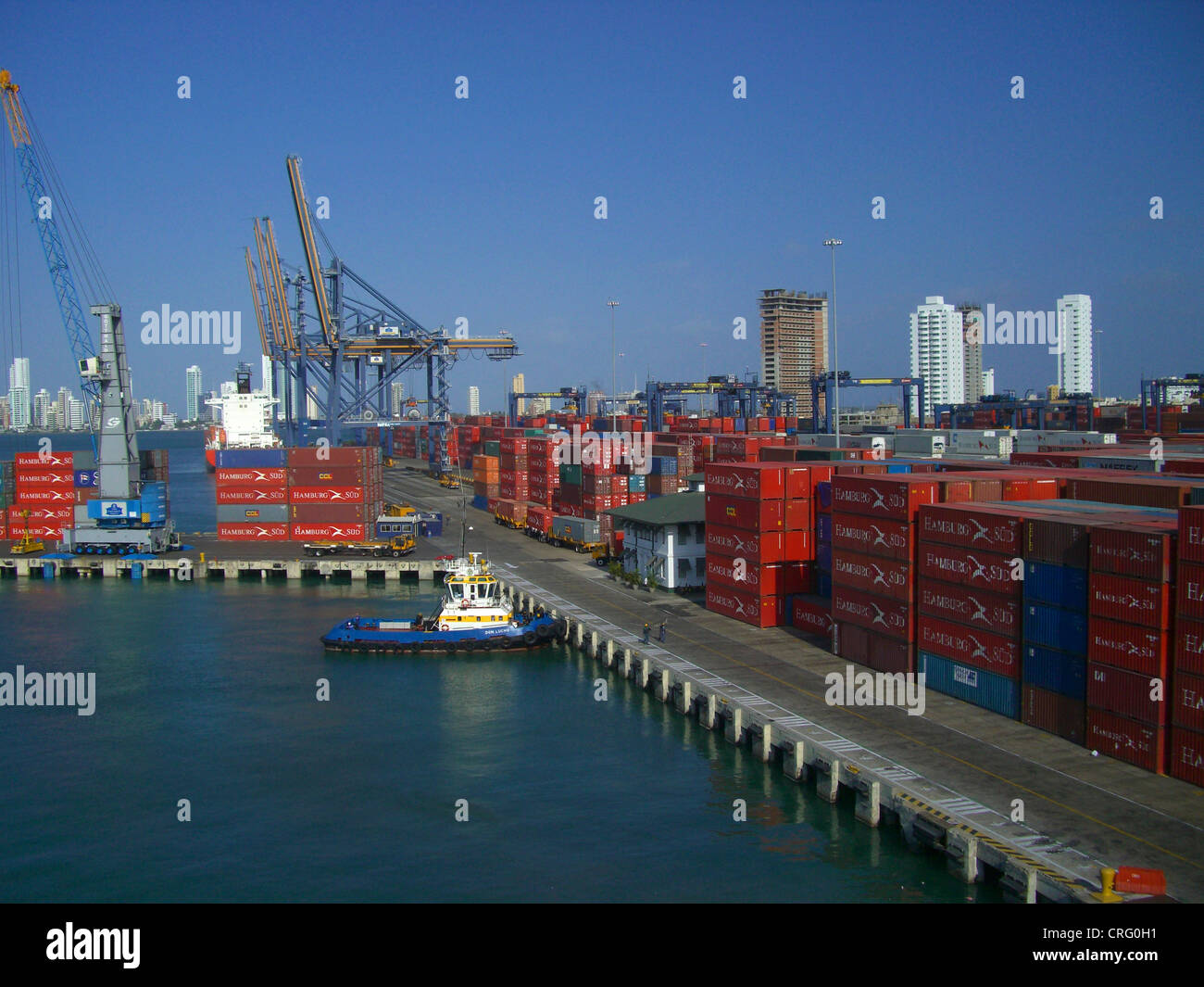 Container in einen Hafen, Kolumbien, Cartagena Stockfoto