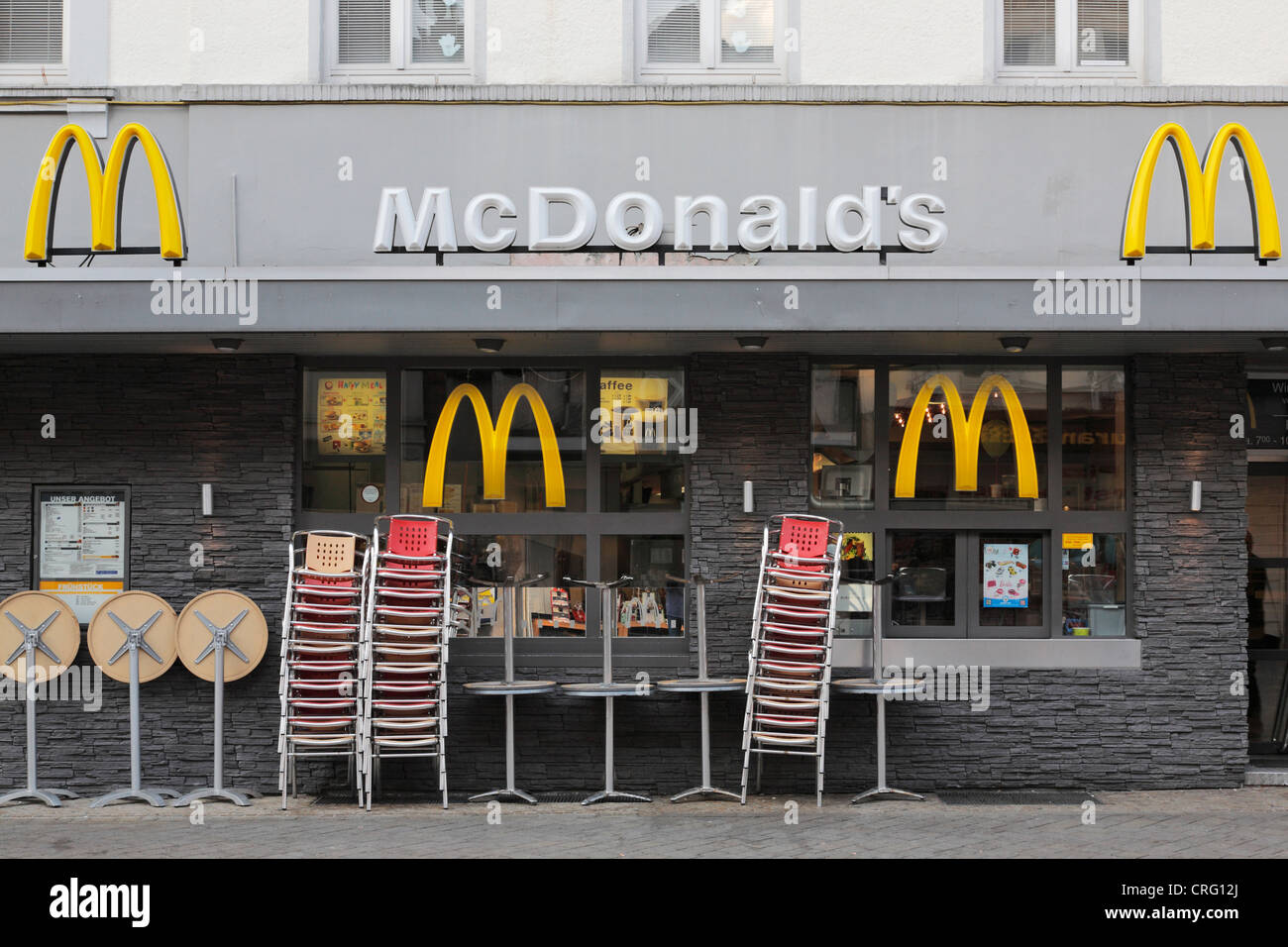 Mcdonalds geschlossenes schild Fotos und Bildmaterial in hoher Auflösung Alamy