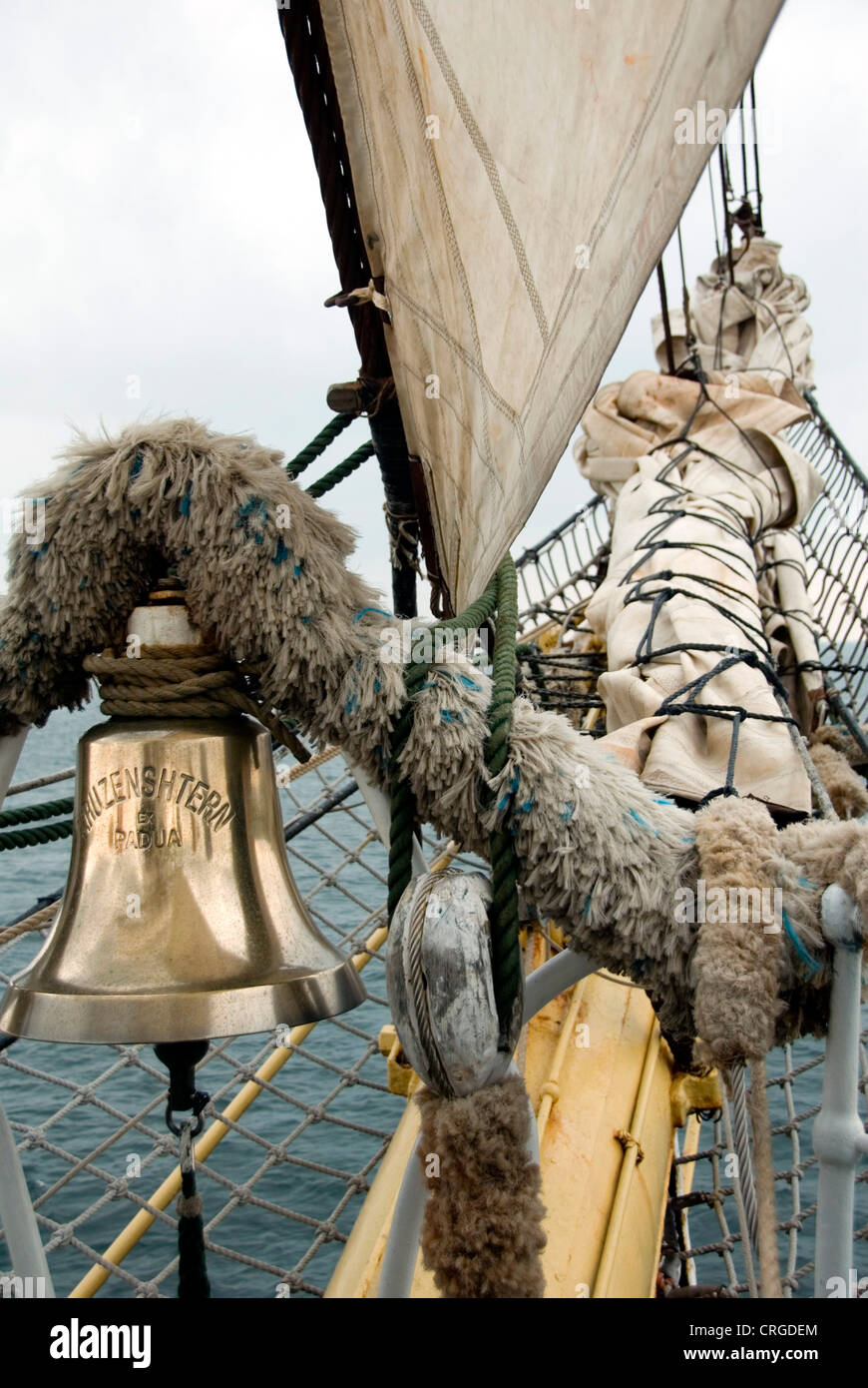 Schiffsglocke Krusenschtern, Krusenstern, Deutschland, Schleswig-Holstein, Kiel Stockfoto