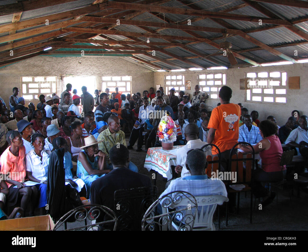 bürgerliche Mitglieder des "Stabilisierungsmission der Vereinten Nationen in Haiti" Treffen mit der lokalen Bevölkerung, Haiti, Grande Anse, Iles Cayemites Stockfoto