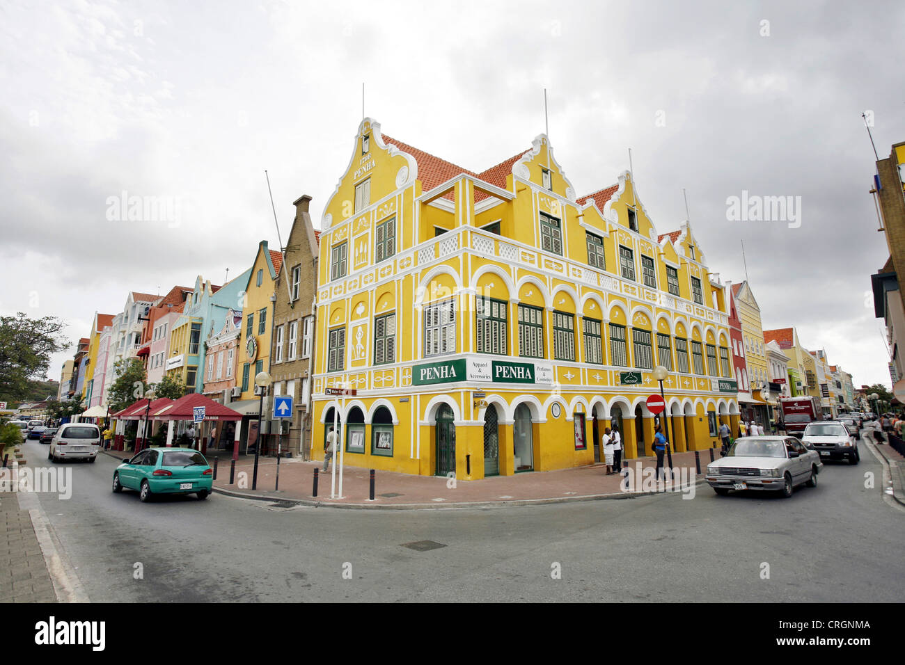 Stadt mit bunten Häusern, Niederländische Antillen, Willemstad, Curacao, Punda wiederhergestellt Stockfoto