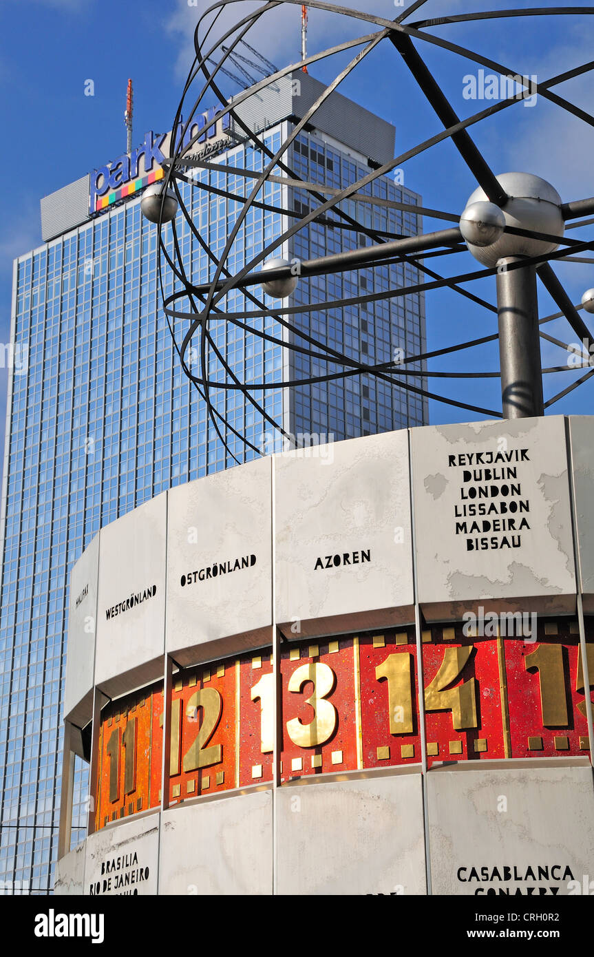 Berlin, Deutschland. Weltzeituhr / Urania Weltzeituhr am Alexanderplatz Stockfoto