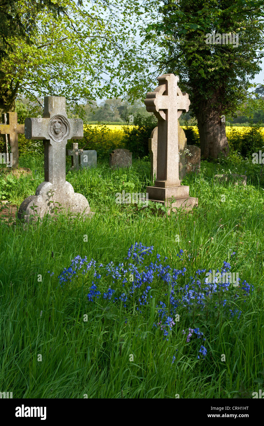 Heilige Dreiheit-Kirchhof, Hatton, Warwickshire, UK Stockfoto