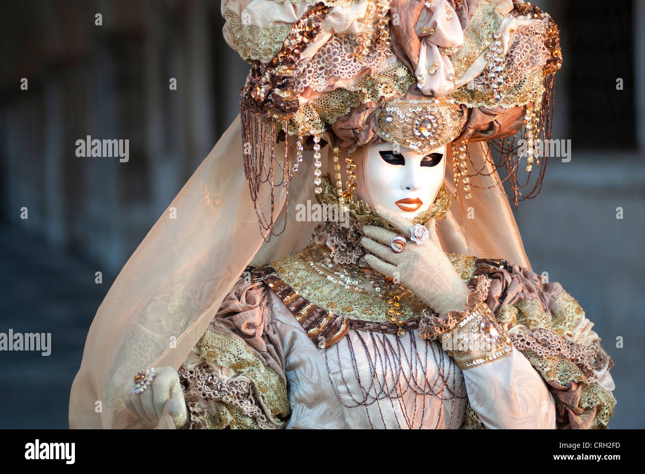 Person mit Maske auf den Karneval von Venedig, Italien Stockfoto