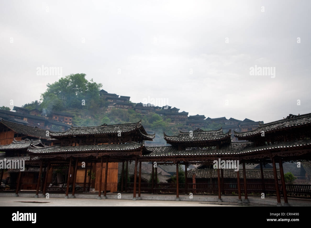Traditionelle Chinesische Miao Miao Dorf Dachprofile, Xijiang, China Stockfoto