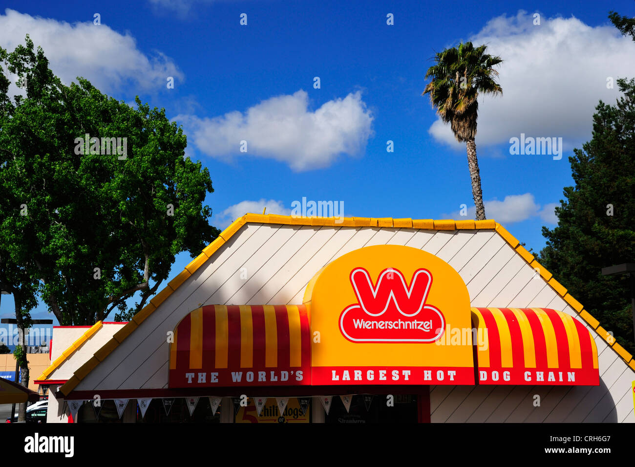 Wiener Schnitzel - die weltweit größte Hot-Dog-Kette Stockfotografie - Alamy
