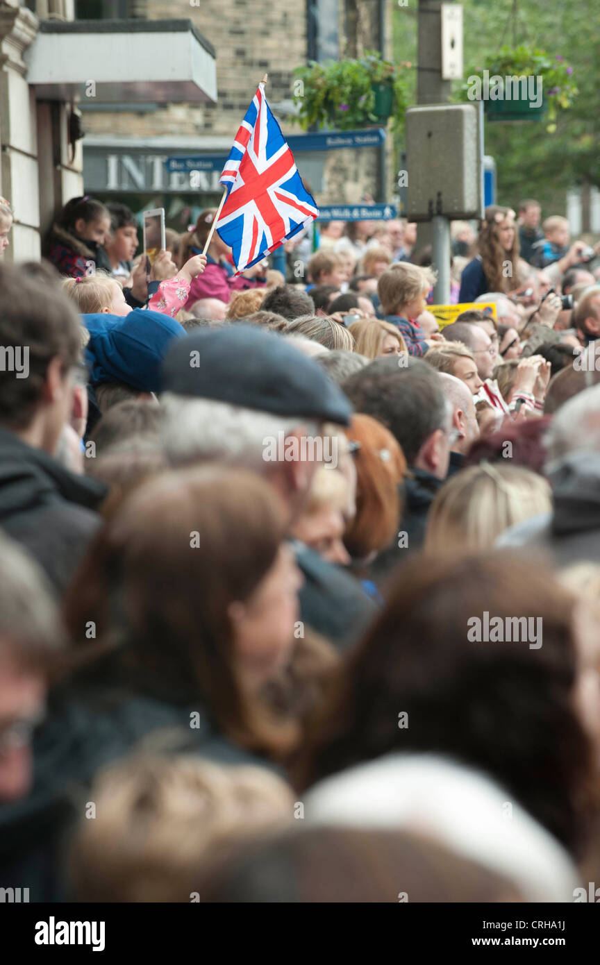 Olympischer Fackellauf; Brighouse Stockfoto