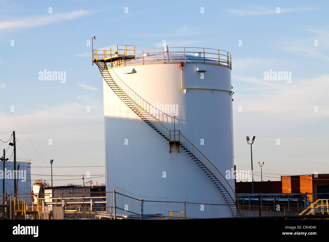 Raffinerie Öl und Gas Lagertank in Montreal, Kanada Stockfoto