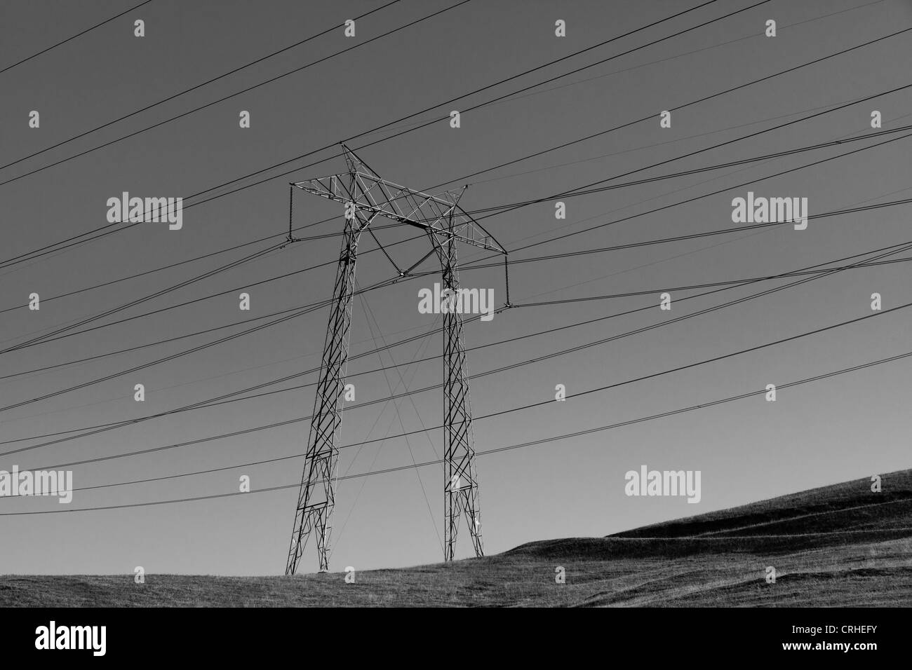 Pylon und Stromleitungen - Kalifornien USA Stockfoto
