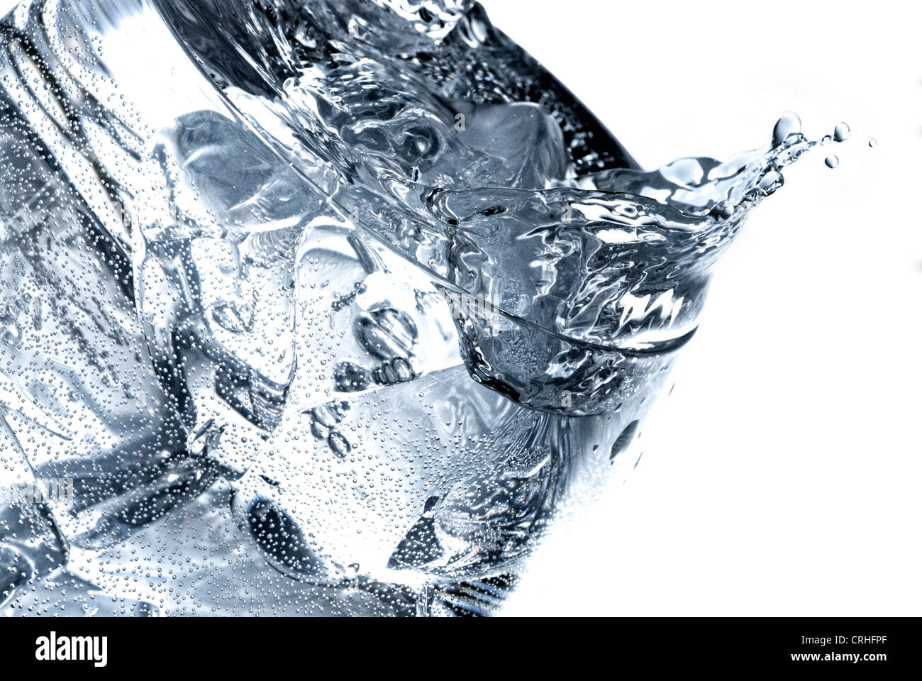 Eis-Wasser wird im Studio spritzte. Stockfoto