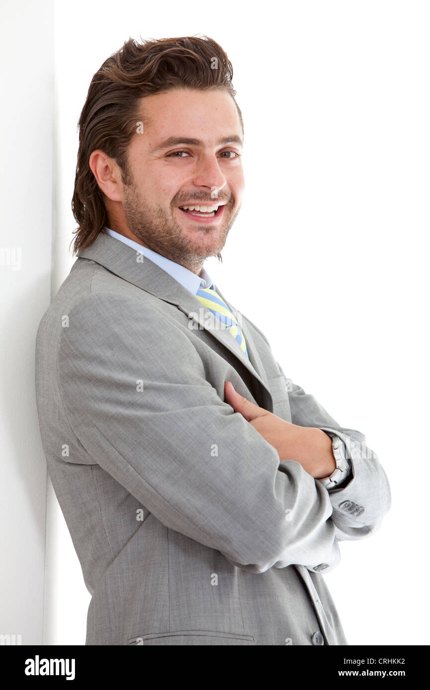 Porträt von einem eleganten Geschäftsmann lächelnd Stockfoto