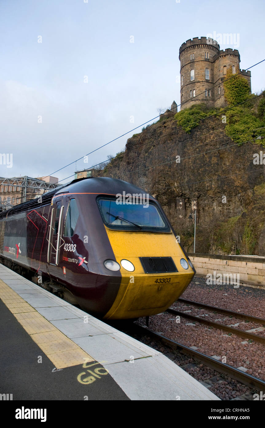 High-Speed-Zug 43 033 in Edinburgh Waverley, Vereinigtes Königreich, Schottland Stockfoto