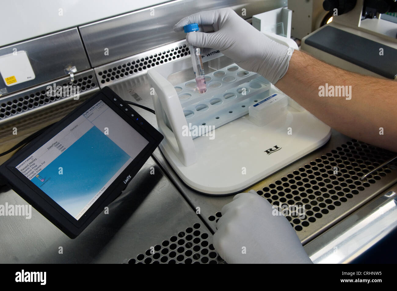 Fertilitätsklinik probieren in-vitro-Befruchtung lab Stockfoto