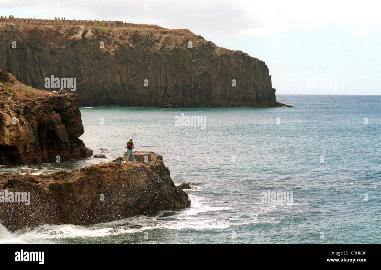 Puerto de Sardina, Gran Canaria, Spanien, Fischer an der Küste Stockfoto