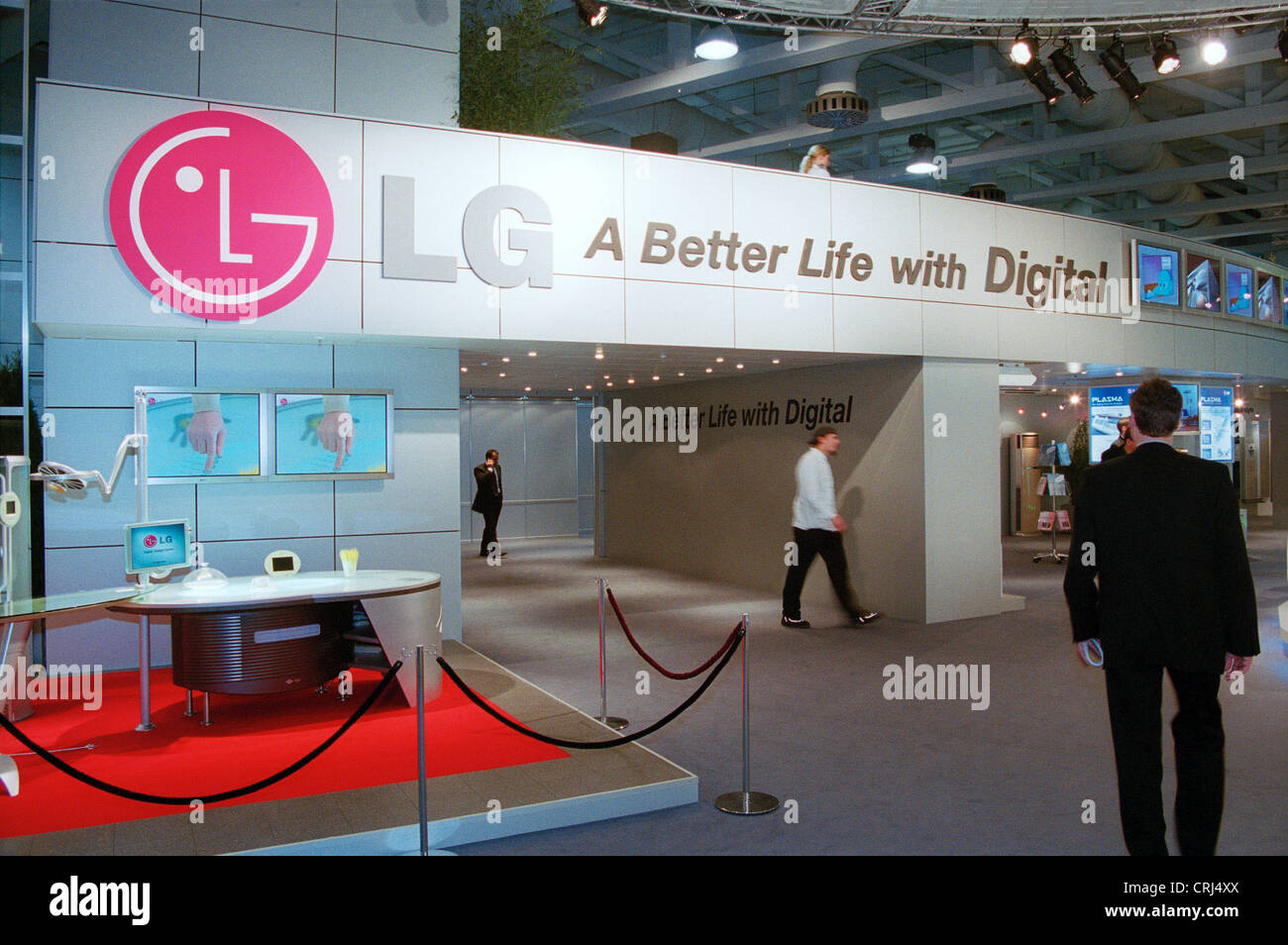 Stand von der südkoreanischen LG Electronics Konzernes an der Messe HomeTech Stockfoto