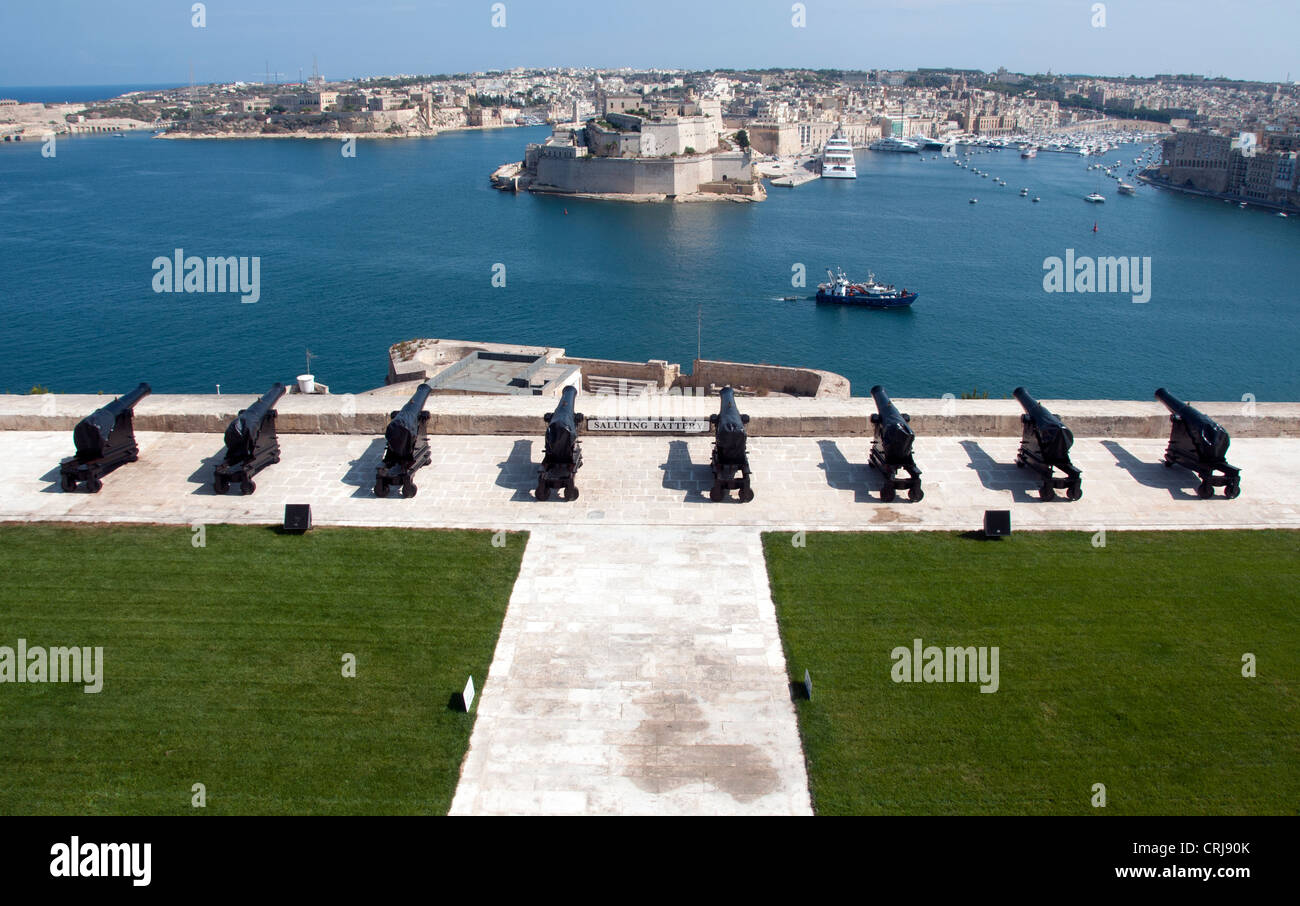 Kanone im Hafen von Valetta auf Malta Stockfoto