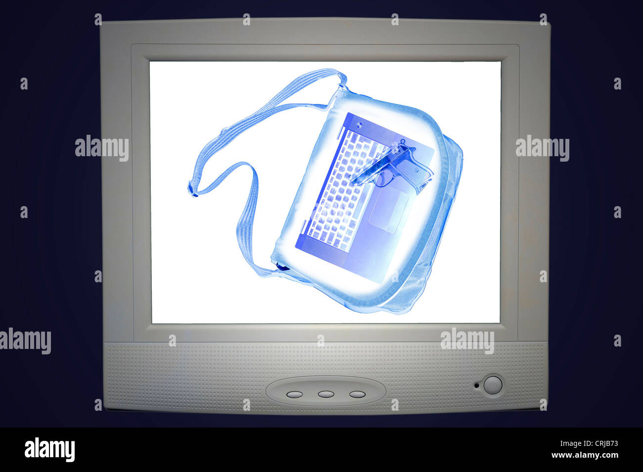 Röntgenaufnahme in einem Flughafen Handgepäck eines Terroristen mit revolver Stockfoto