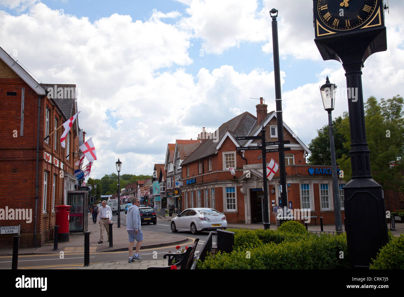 High street cobham surrey england Fotos und Bildmaterial in hoher Auflösung Alamy