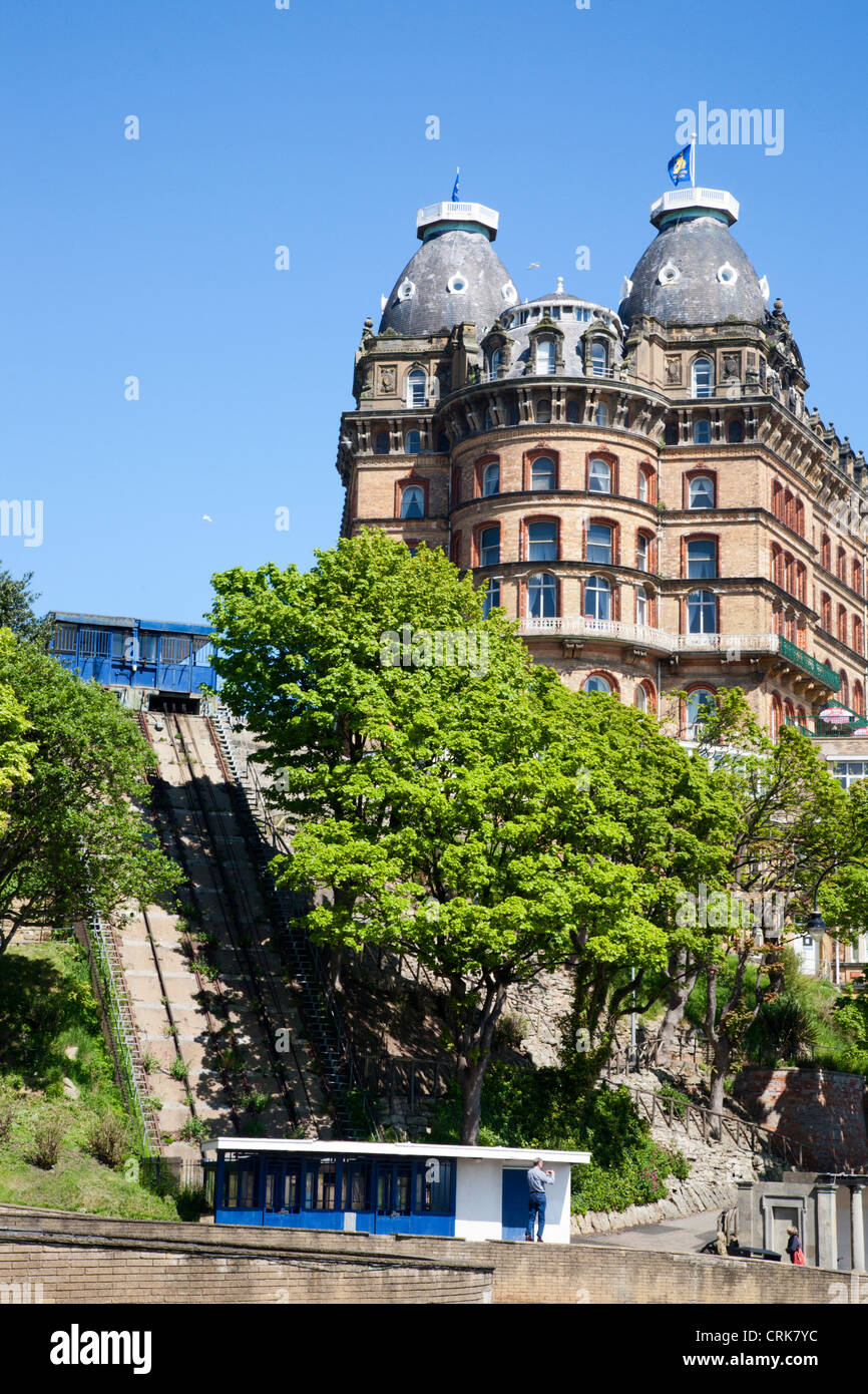 Cliff Railway und der Grand Hotels Scarborough North Yorkshire England Stockfoto