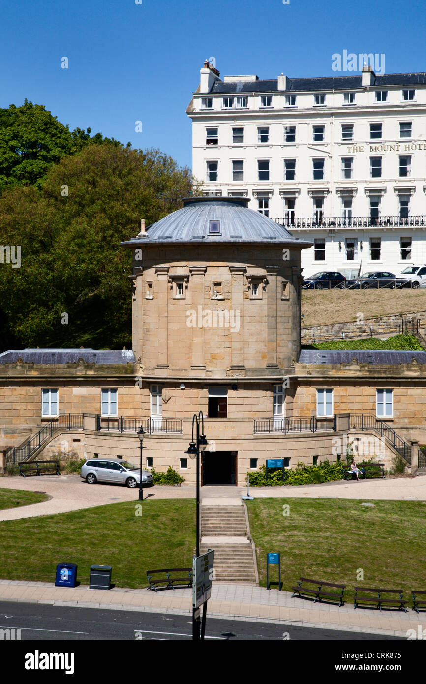 Die Rotunde Museum und Hotel-Scarborough North Yorkshire England montieren Stockfoto