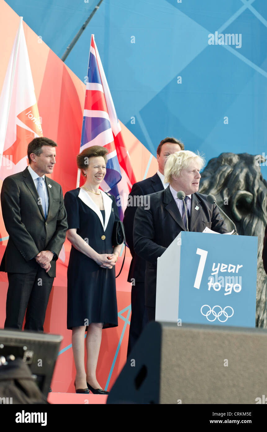 Boris Johnson Sebastian Coe, Londoner Bürgermeister Princess Royal David Cameron "1 Jahr vor" London 2012 Olympics Trafalgar Square Stockfoto