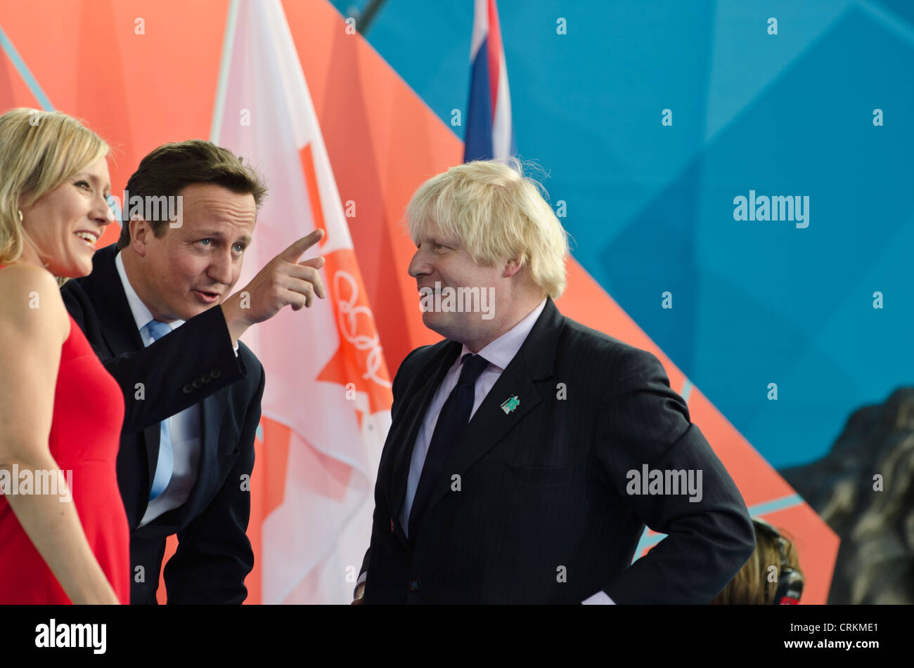 David Cameron Boris Johnson Londoner Bürgermeister und Sophie Raworth BBC "1 Jahr vor" London 2012 Olympics Trafalgar Square Stockfoto