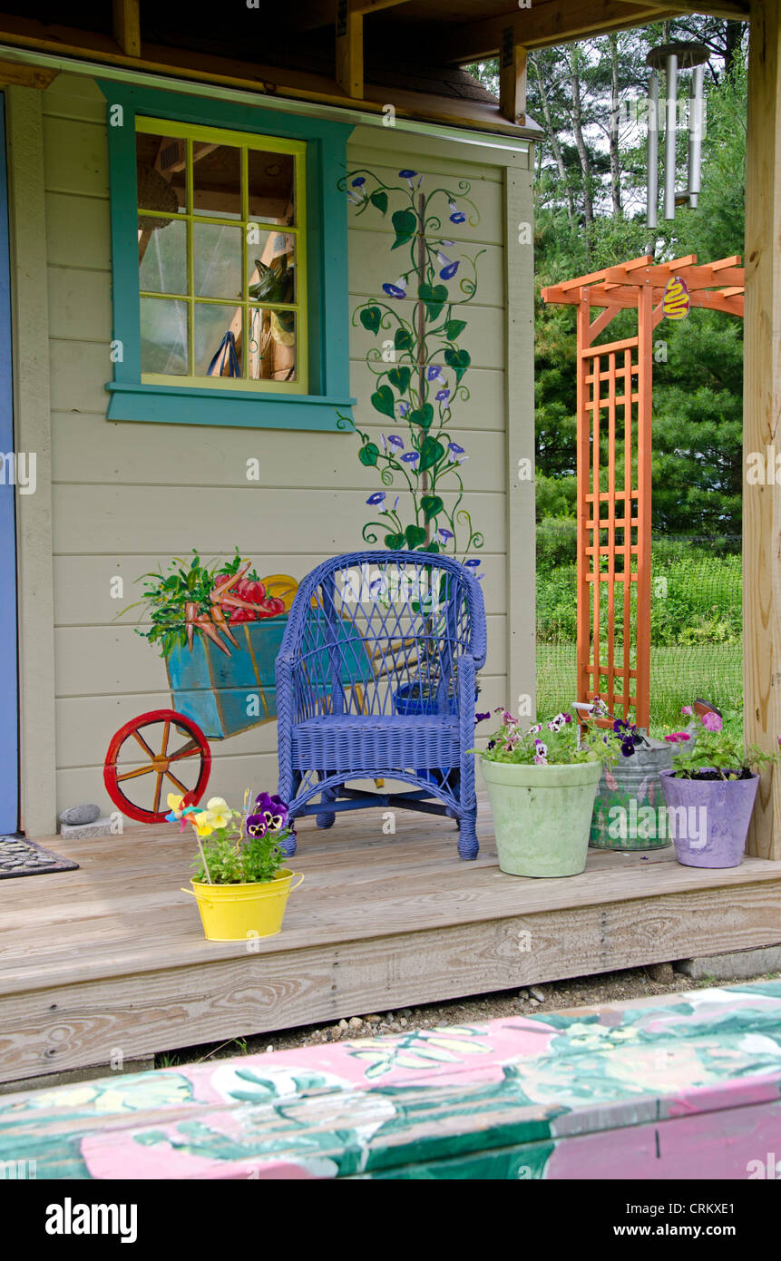 Gartenhaus und Unterrichtsraum für Kinder Garten im Gemeinschaftsgarten Yarmouth, Maine, USA Stockfoto