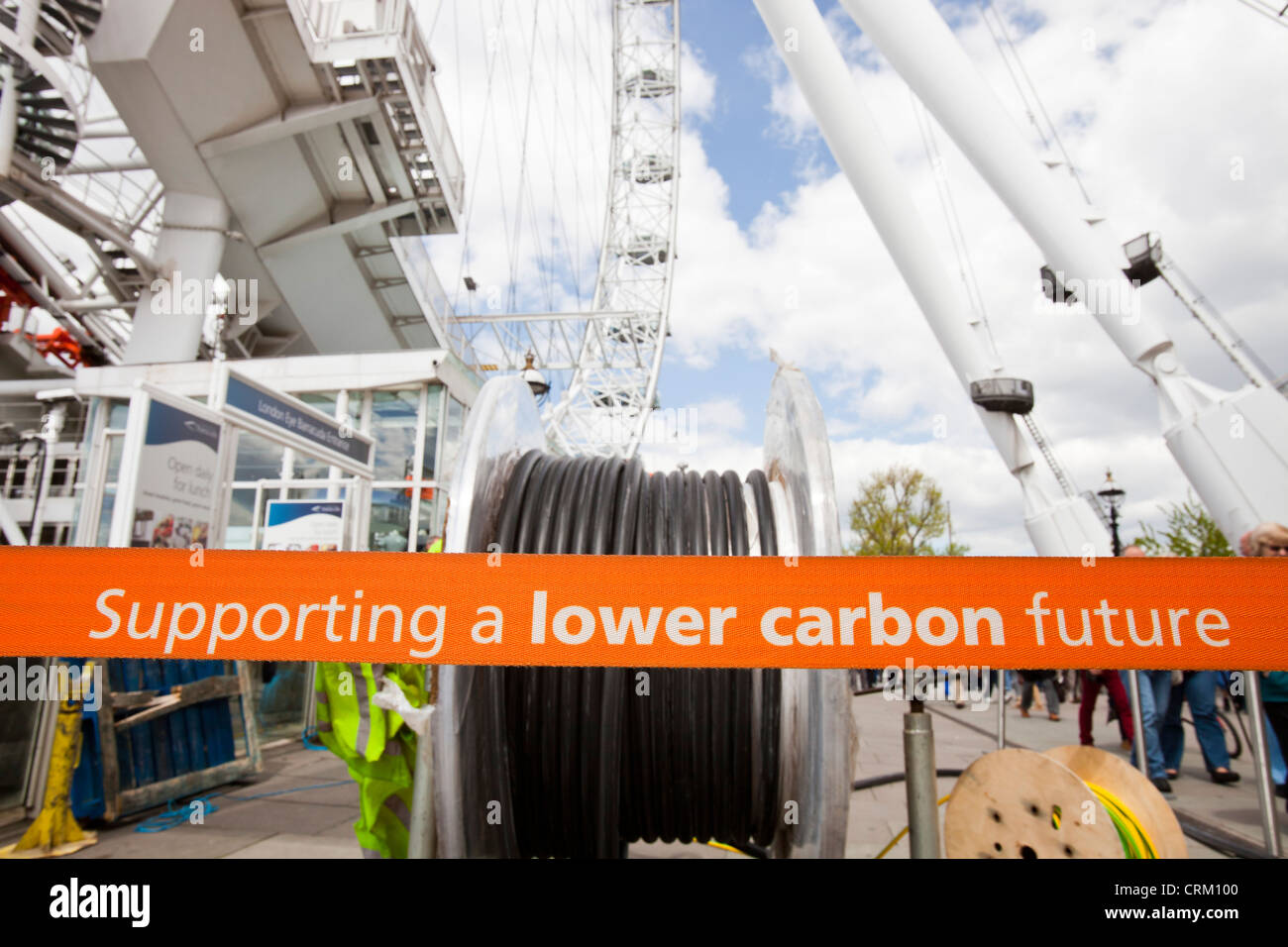 Ein EDF Energy Sponsor Vorzeichen für das London Eye, London, UK. Stockfoto