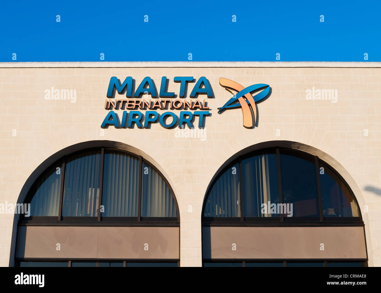 Das Terminalgebäude am Malta International Airport, Valletta, Malta