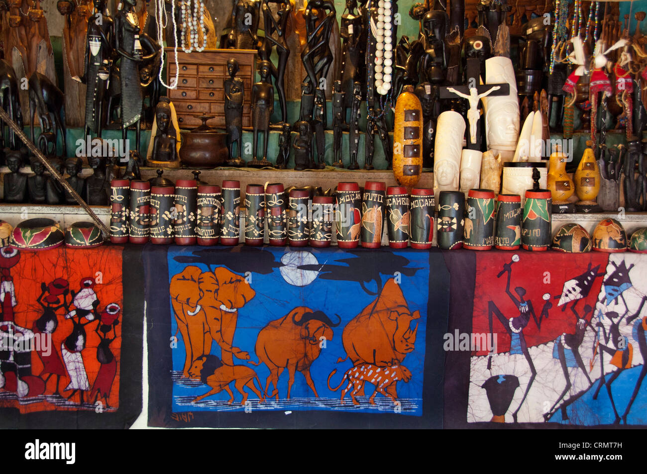 Afrika, Mosambik. Hauptstadt Maputo City, Stadt-Markthalle (aka Mercado Municipal). Lokales Kunsthandwerk. Stockfoto