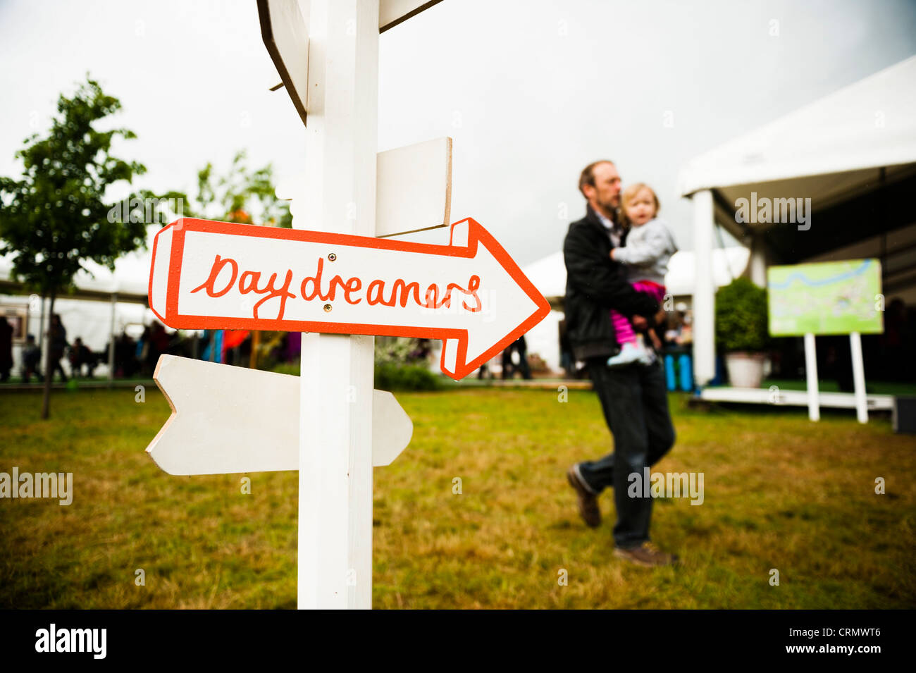 "Traumtänzer" Wegweiser auf der Telegraph Hay Festival, Juni 2012 Stockfoto