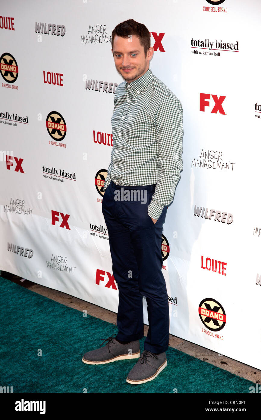 HOLLYWOOD, CA - 26 Juni: Elijah Wood kommt bei FX Sommer Komödien Party im Köder am 26. Juni 2012 in Hollywood, Kalifornien. Stockfoto