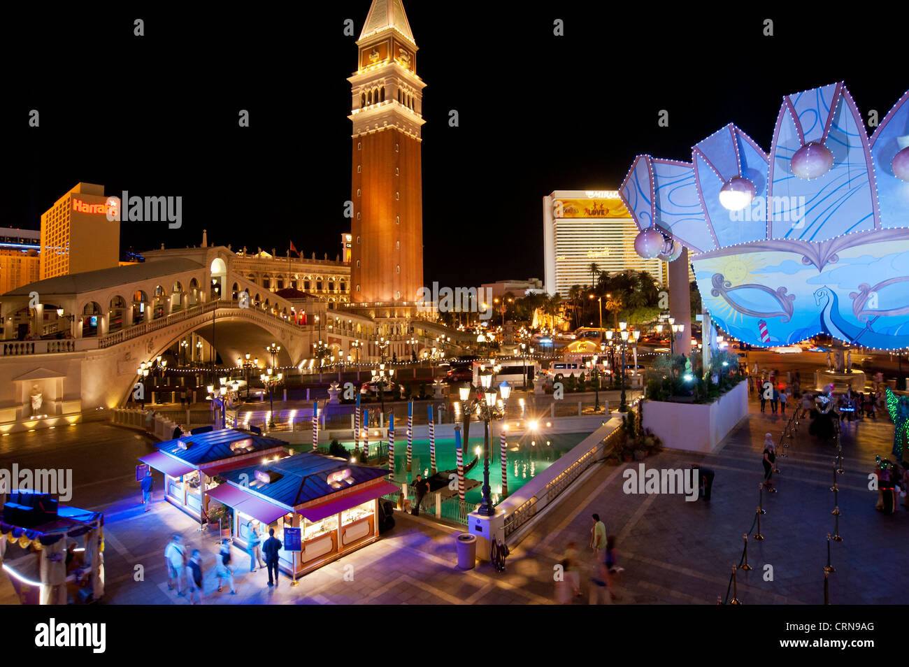 LAS VEGAS, USA - 16. JUNI 2012: The Venetian Resort Hotel Casino at Night, Las Vegas, Nevada, USA Stockfoto