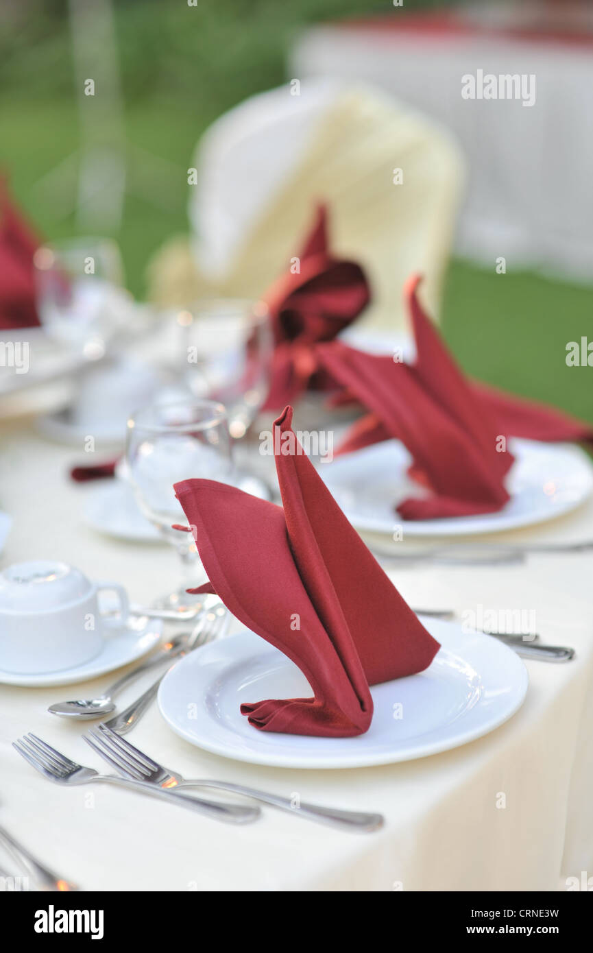 Banketttisch Hochzeit festlegen, geringe Schärfentiefe Stockfoto