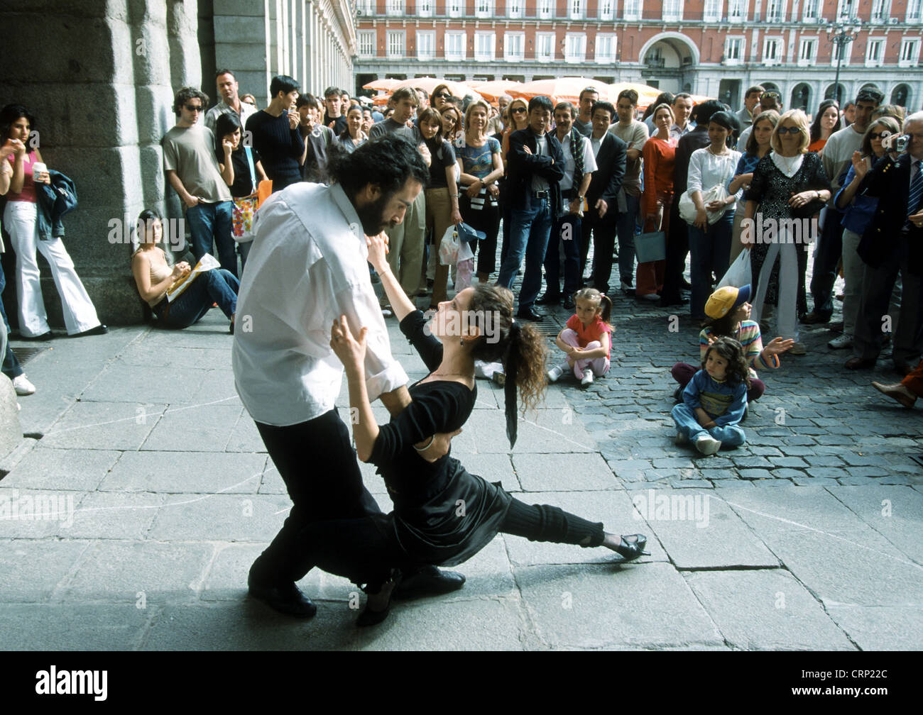 Tangotaenzer auf der Plaza Mayor in Madrid Stockfoto