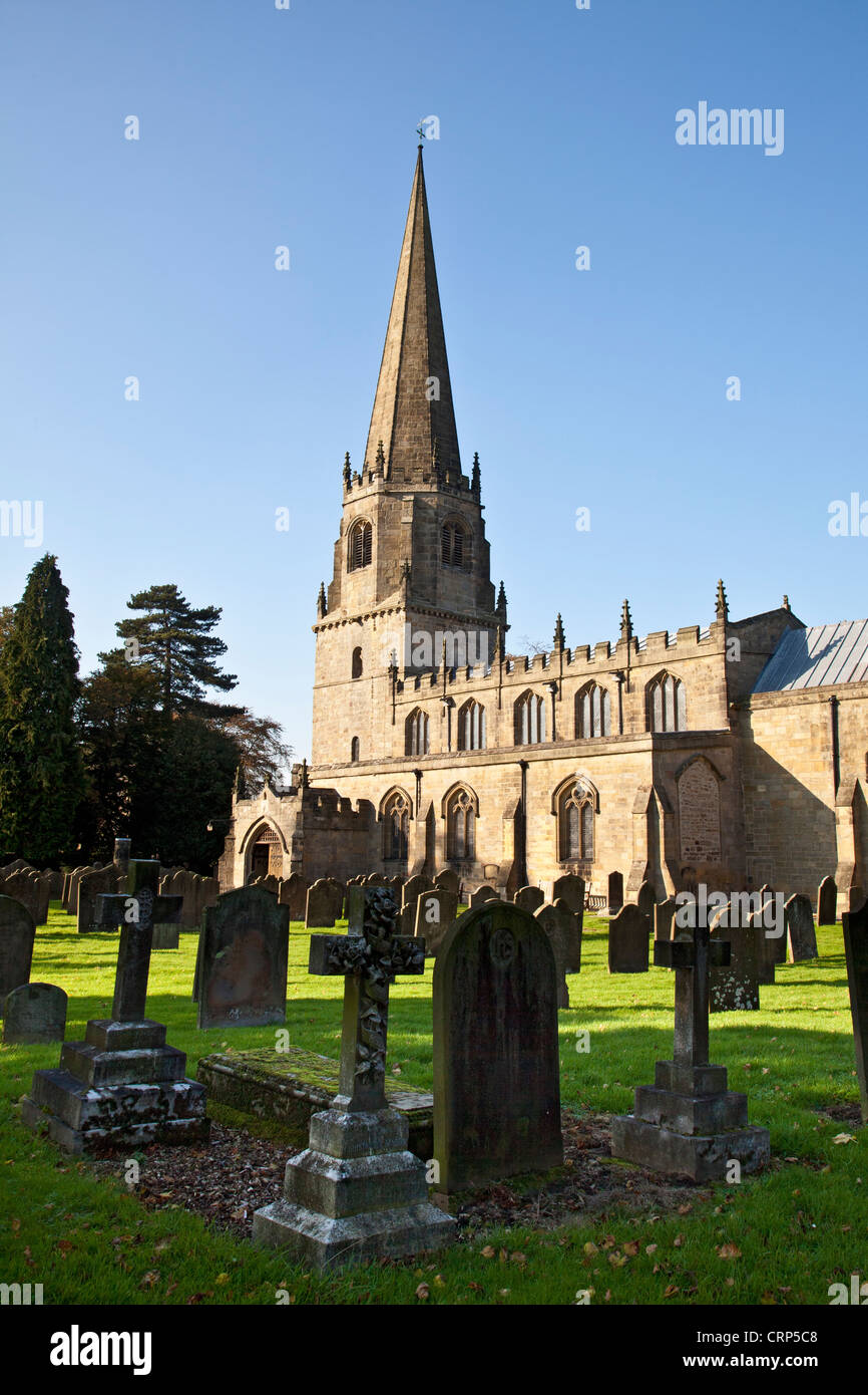 Str. Marys Kirche und Friedhof in Masham. Stockfoto